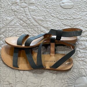 *3 for $10* Lucky Brand navy and Tan Sandals 6